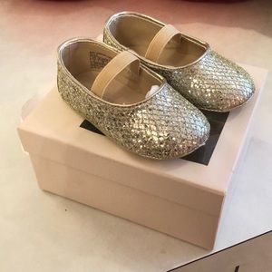 IVANKA TRUMP BABY BALLERINA SHOES!